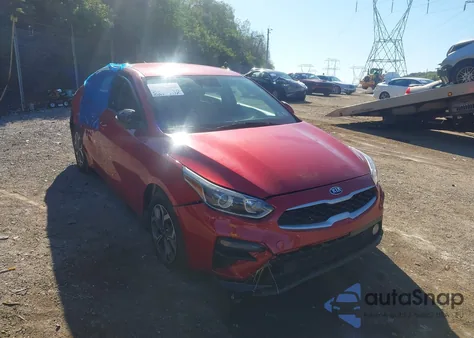 2021 Kia Forte Lxs z USA, uszkodzony, nr VIN 3KPF24AD4ME370233